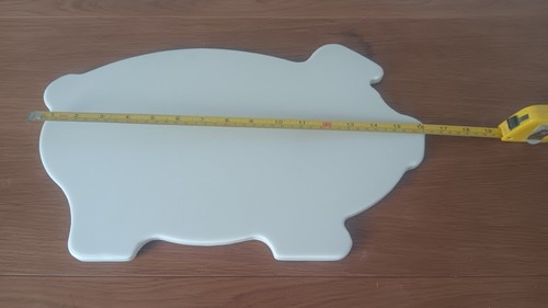 Pig shaped corian chopping - pig,