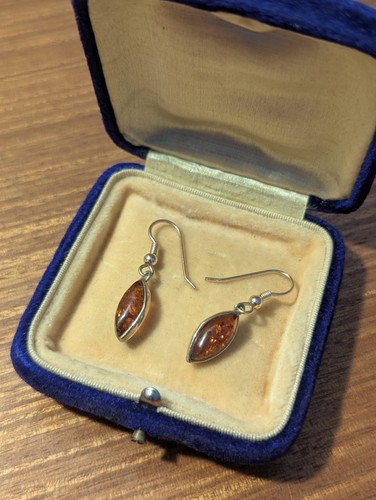 9ct yellow gold amber drop - yellow,