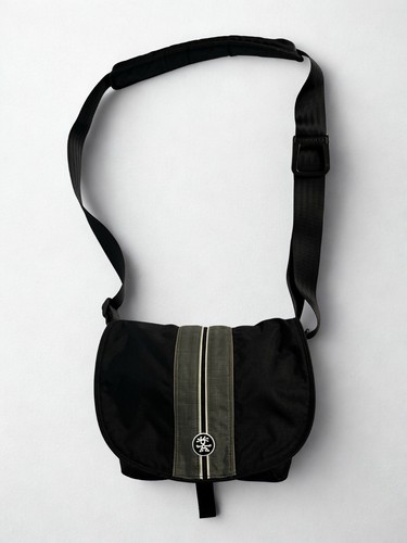 Crumpler camera bag pretty - pretty, boy