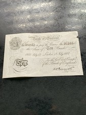 White ten pound note k192 - white,