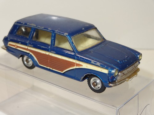 Corgi 440 ford consul - consul, cortina