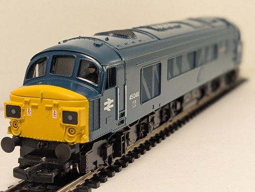 Mainline 37040 class - mainline,