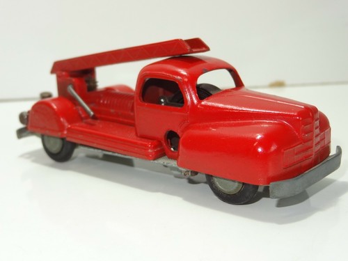 Solido fire engine - fire,
