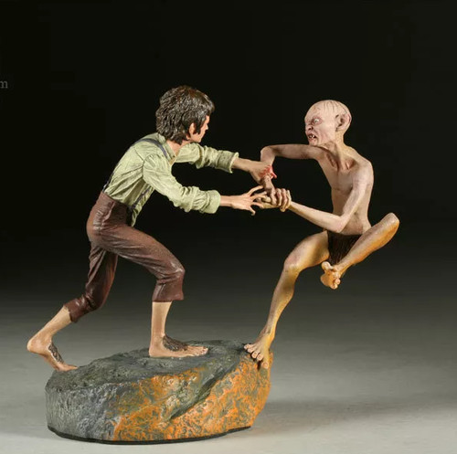 Sideshow collectibles crack - collectibles,