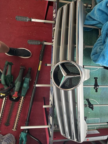 Front main radiator grille for - front,