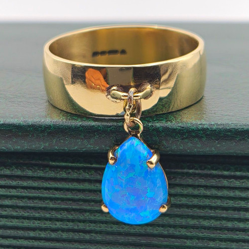 Beautiful 9ct yellow - beautiful,