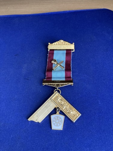 Rarer 1990 masonic - masonic, mark