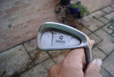 e TAYLORMADE 320 Men Iron