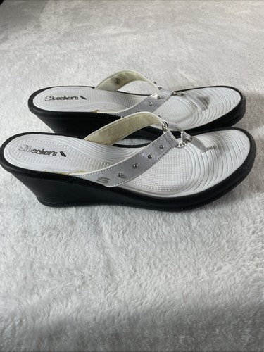 Women skechers cali - sz,