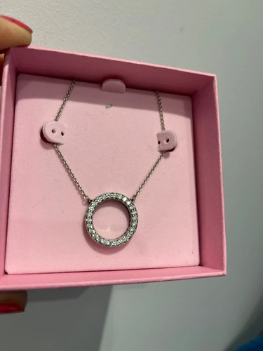 Pandora large open circle