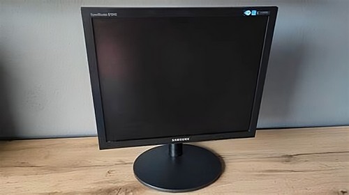 Fully working monitor - fully,