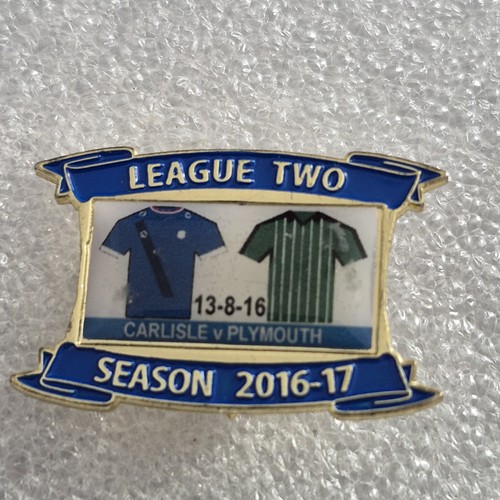 Carlisle plymouth badge - v,