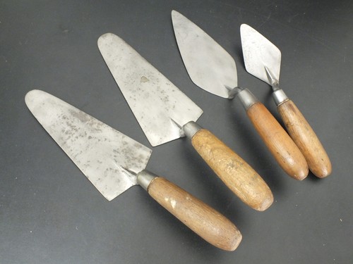 Four vintage bricklayers - four,