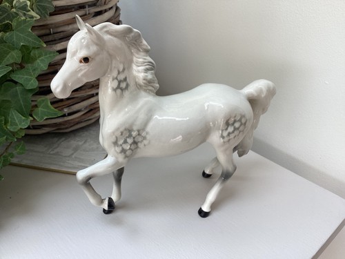 Beswick prancing arab - prancing, horse