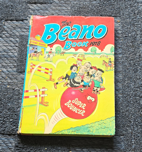 The beano book - the,
