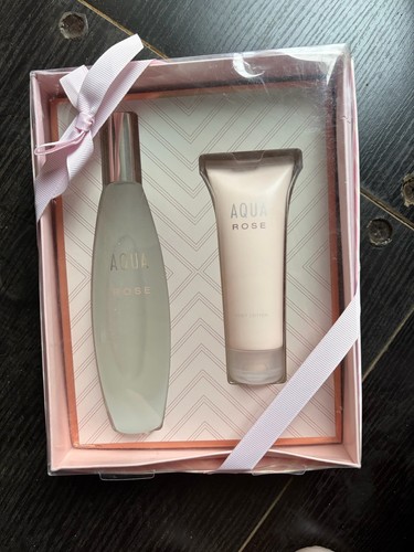 Marks spencer s aqua - spencer, rose