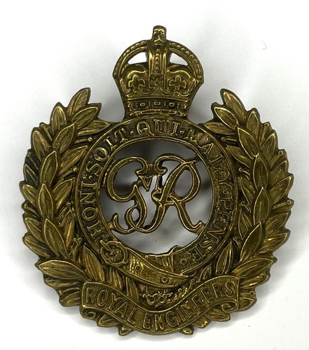 Royal engineers cap badge - badge, (no