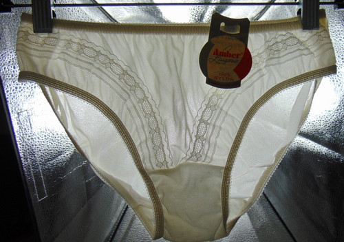 Vintage new amber lingerie - new,