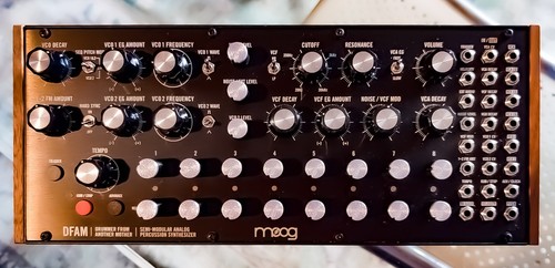 Custom made knobs - , moog