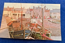 Anstruther, KY10 3AQ  vintage   postcard  fishing boats