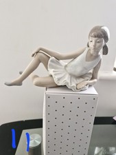 Nao By Lladro Sitting Girl Ballerina Porcelain Figurine