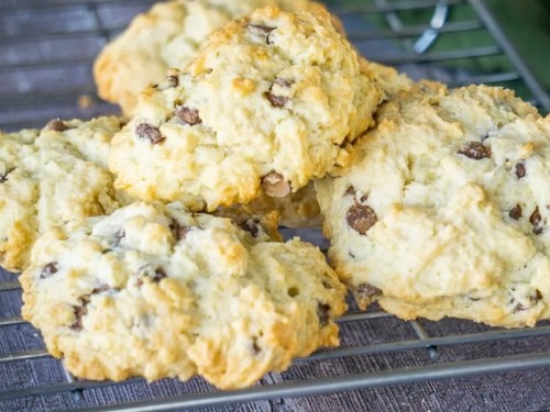 Chocolate chip rock - rock, cakes