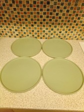 4 x Dinner PlateS Nutmeg Stoneware green colour raiSed edge
