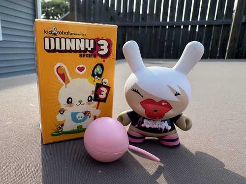 Kidrobot 2006 dunny - 2006, series