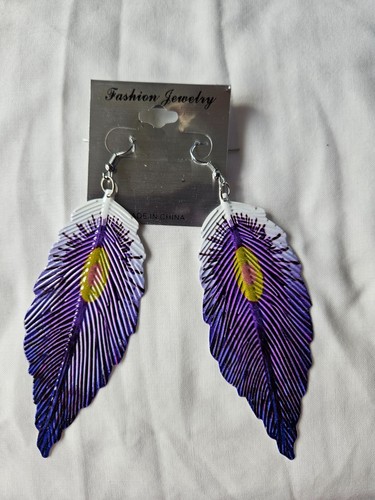 Purple white thin - &, peacock