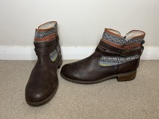 Caterpillar Womens Chelsea