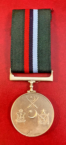Vintage pakistan war medal - war,
