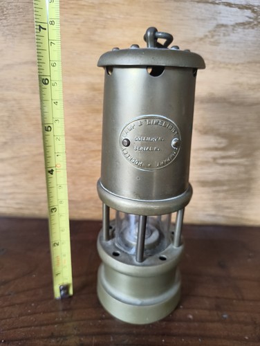 Davy lamp replica - lamp,