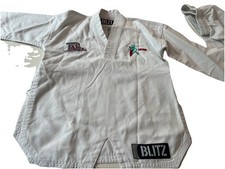 Tae Kwan Do Dobok Uniform Karate Child S 120cm Lightly used Blitz LCTKD