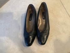 BLACK CLASSIC Woman’s Shoes