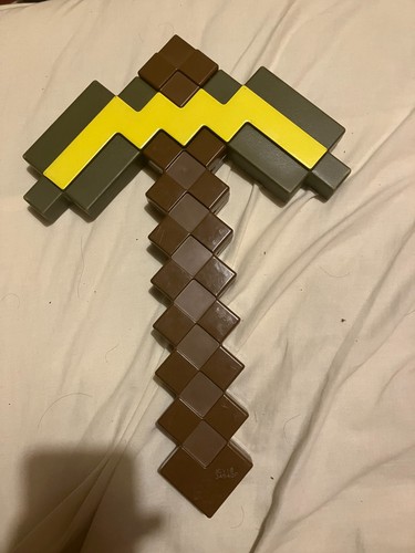 Minecraft gold pickaxe toy - pickaxe,