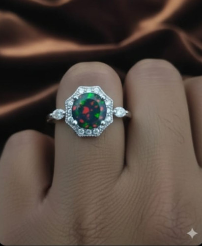Black opal round cut - black,