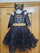 Girls Batgirl Fancy Dress With Cape. Age 7/8 Years