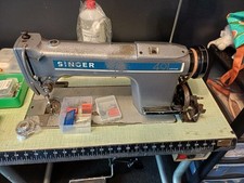 SINGER SEWING MACHINE model
