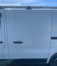 VAUXHALL VIVARO SIDE LOADING