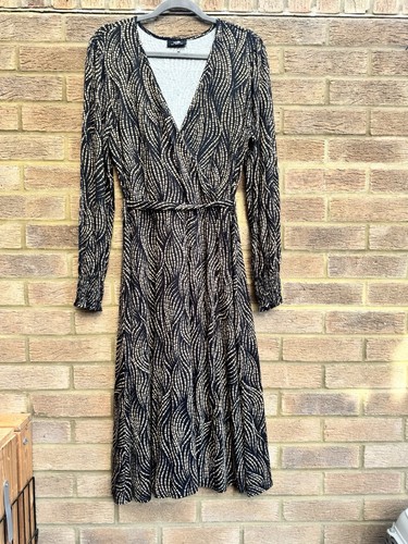 Wallis black gold spot wrap - wallis,