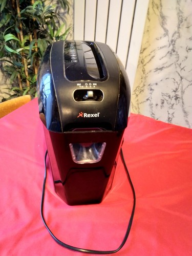 Rexel domestic paper shredder