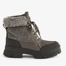 UGG ASHTON ADDIE SNOW BOOT