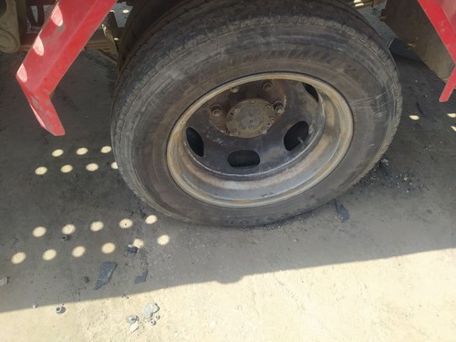 Left rear shock absorber - rear,