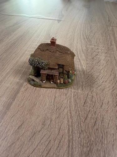 Lilliput lane little water - lilliput,