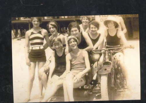 Real photo motorcycle girls - real,