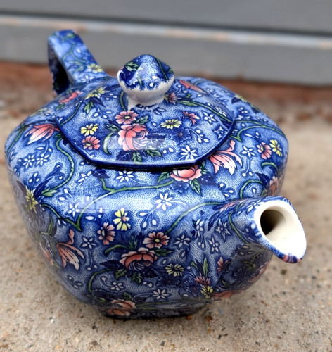 Vtg blue ringtons teapot for - ringtons,