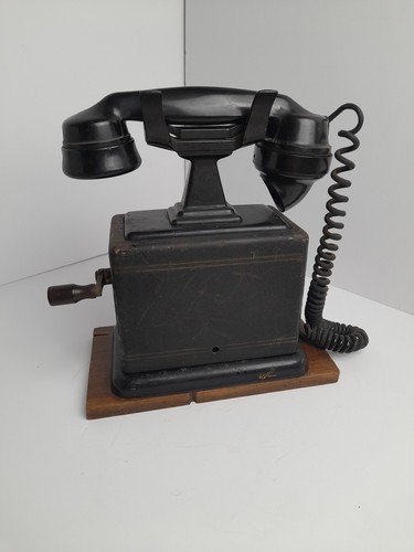 Vintage 1940s hand crank - 1940s,