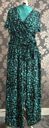 Editor cut saturday teal - editor’s,