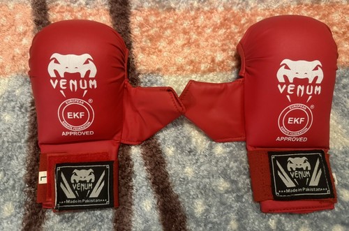 Venum red boxing gloves size - venum,