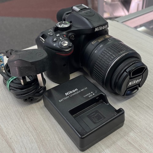 Nikon d5200 camera - nikon,